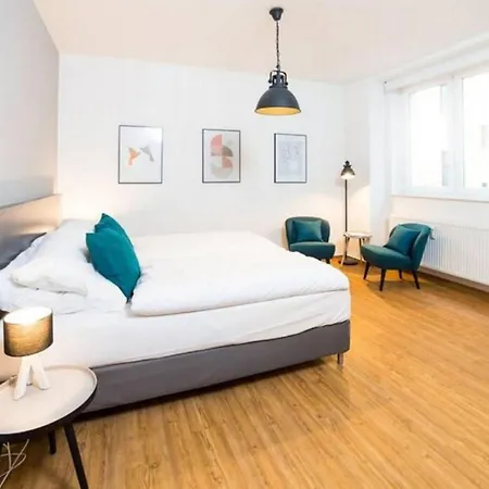 Valeria 4 Bedroom Appartement *